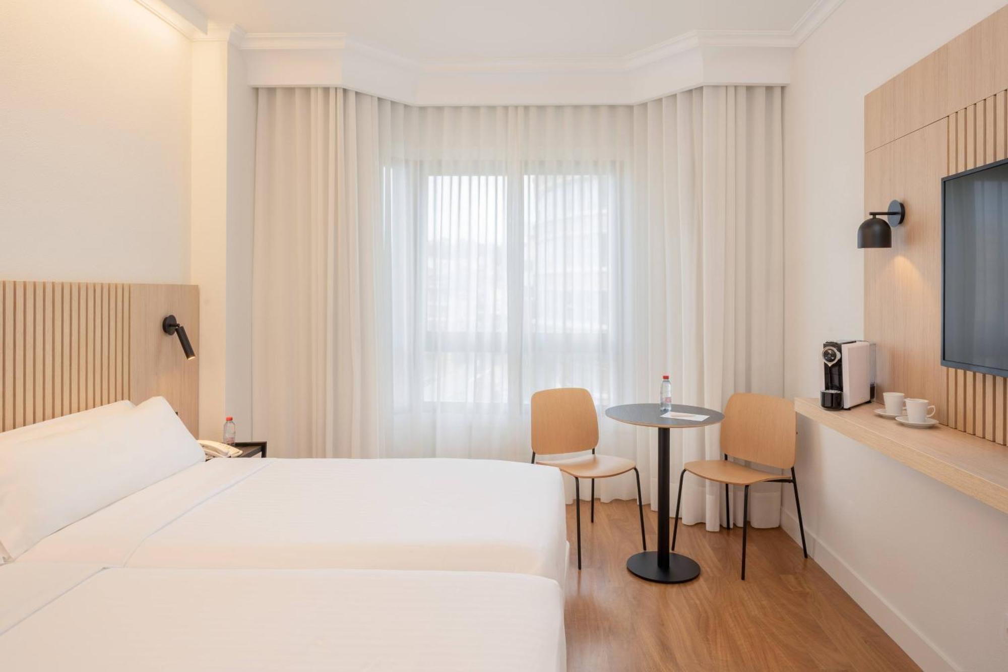 Standard Room,1746909537:JPEG