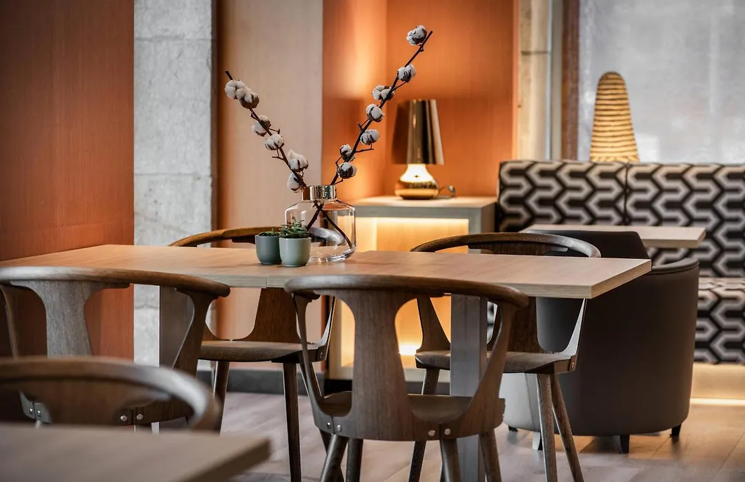 AC Hotel Palacio Universal by Marriott-1