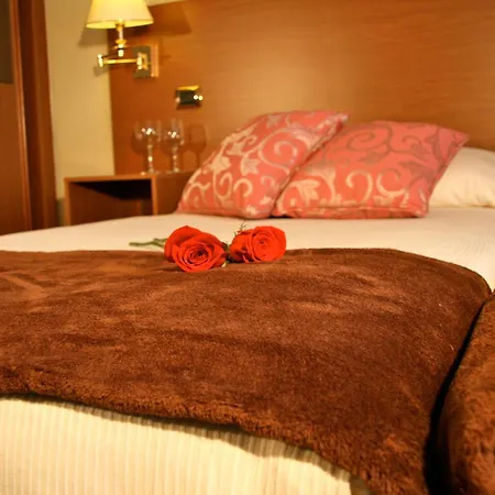 Ipanema Hotel By Gaiarooms-3